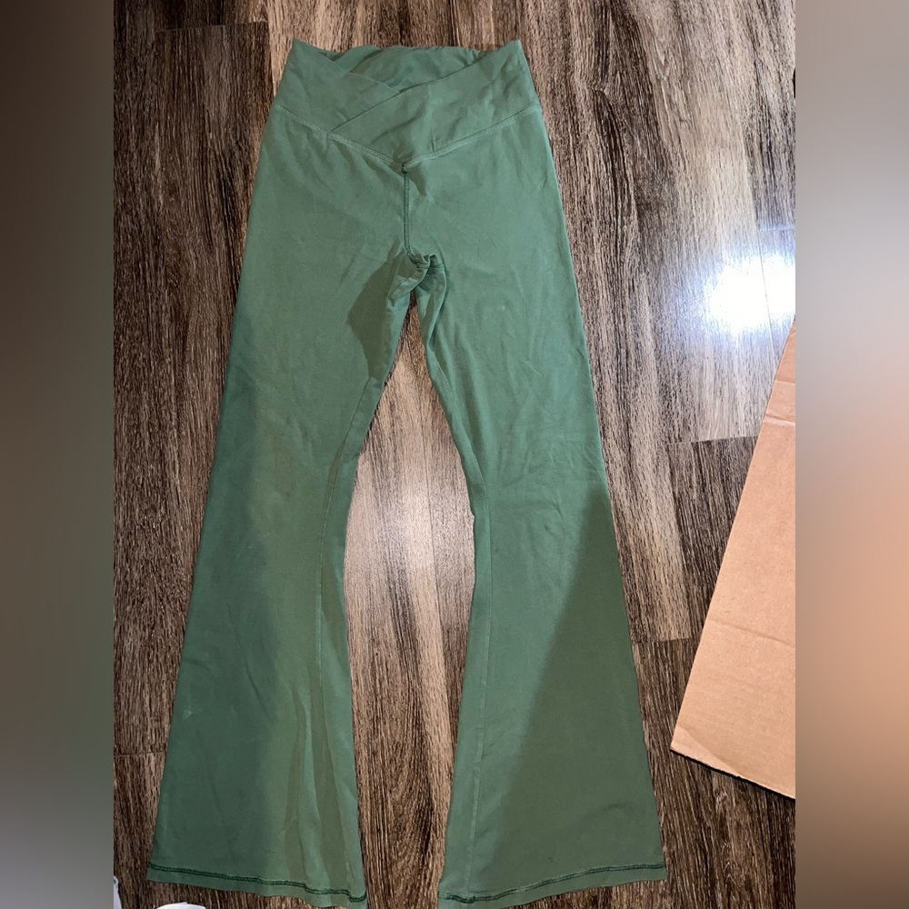 Green Flare Bottom Yoga Pants